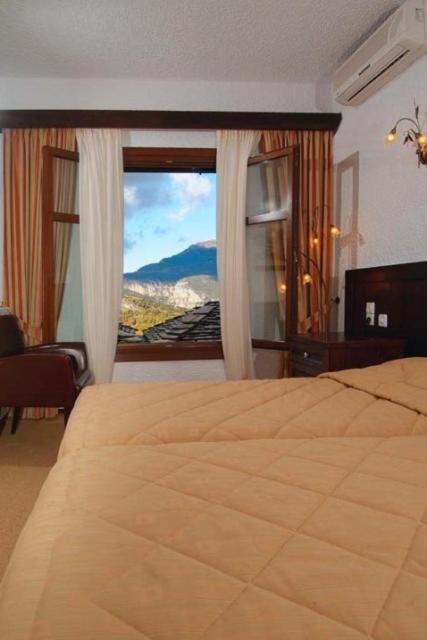 Hotel Taxiarches アリスティ エクステリア 写真